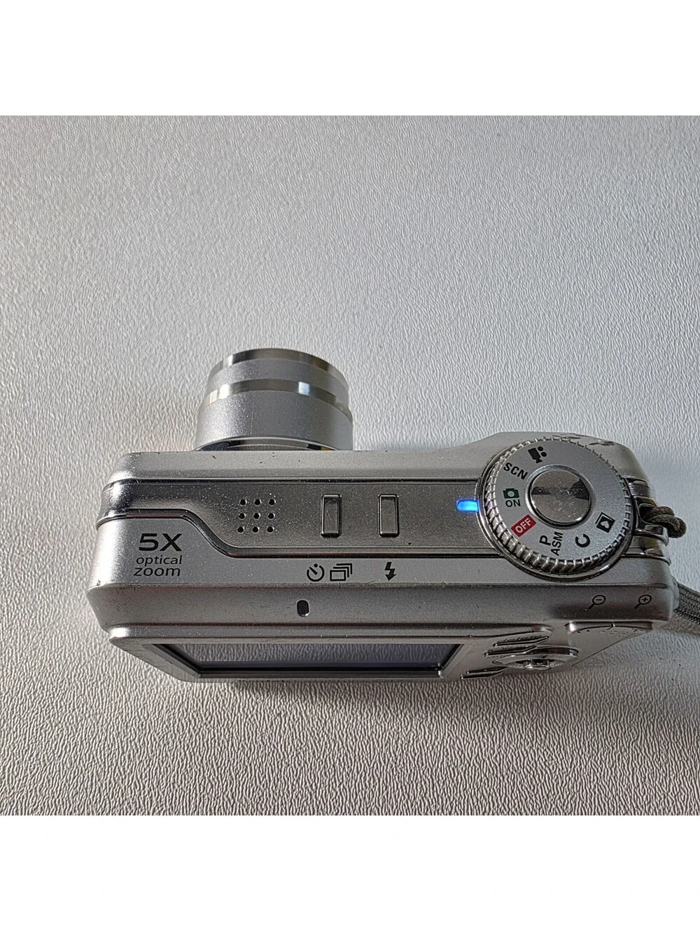 Kodak EasyShare C875 Silver 8.0MP Digital Camera Works / No Memory Card